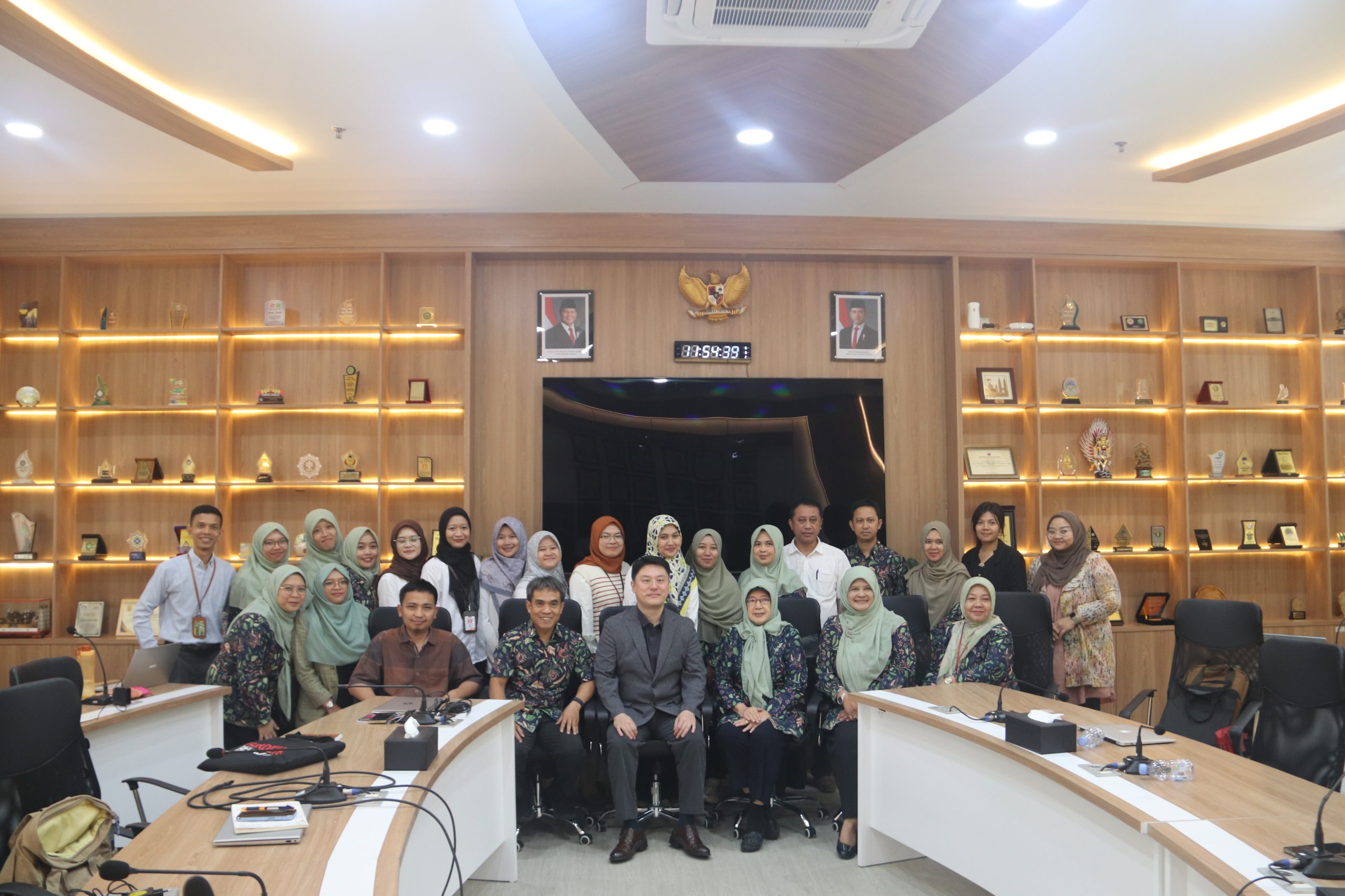 Roundtable Discussion with Prof. Minsu Ha from Seoul National University: Bridging Insights on Science Education Research