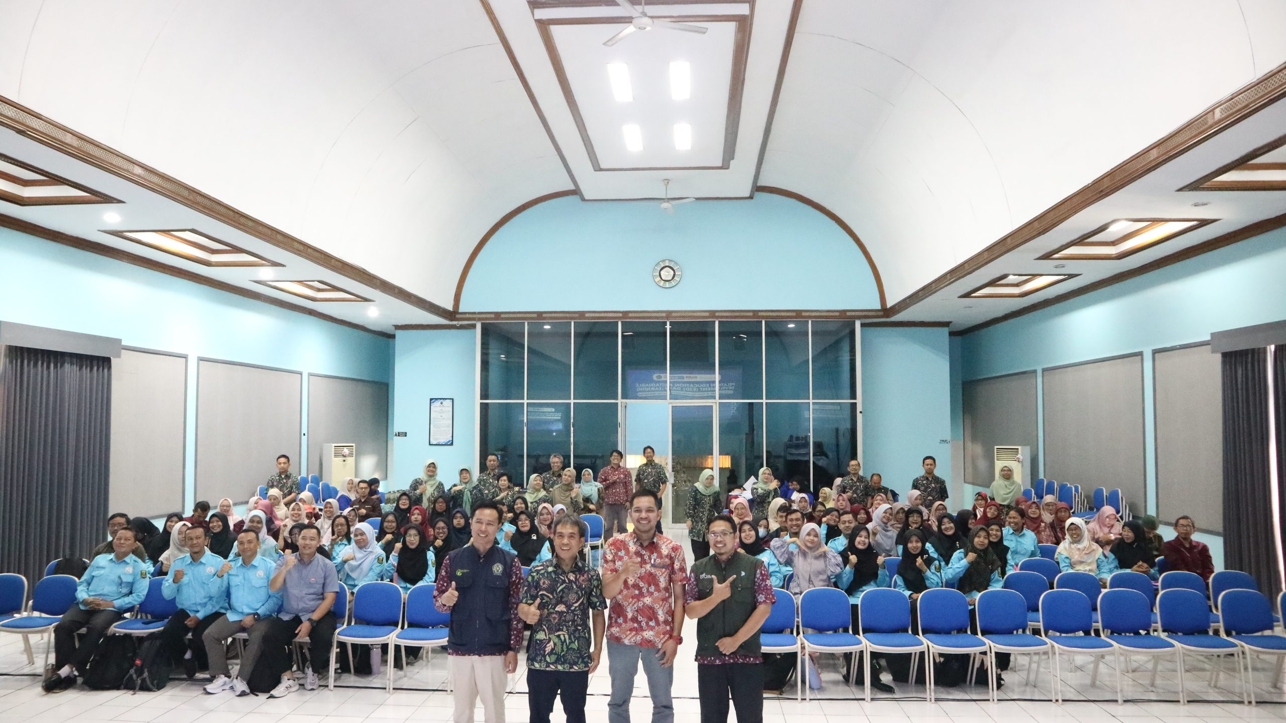Science Education Study Program UPI and Biology Education Study Program UMMI Strengthen Science Teacher Competencies Through ESD and Deep Learning Workshop in Sukabumi