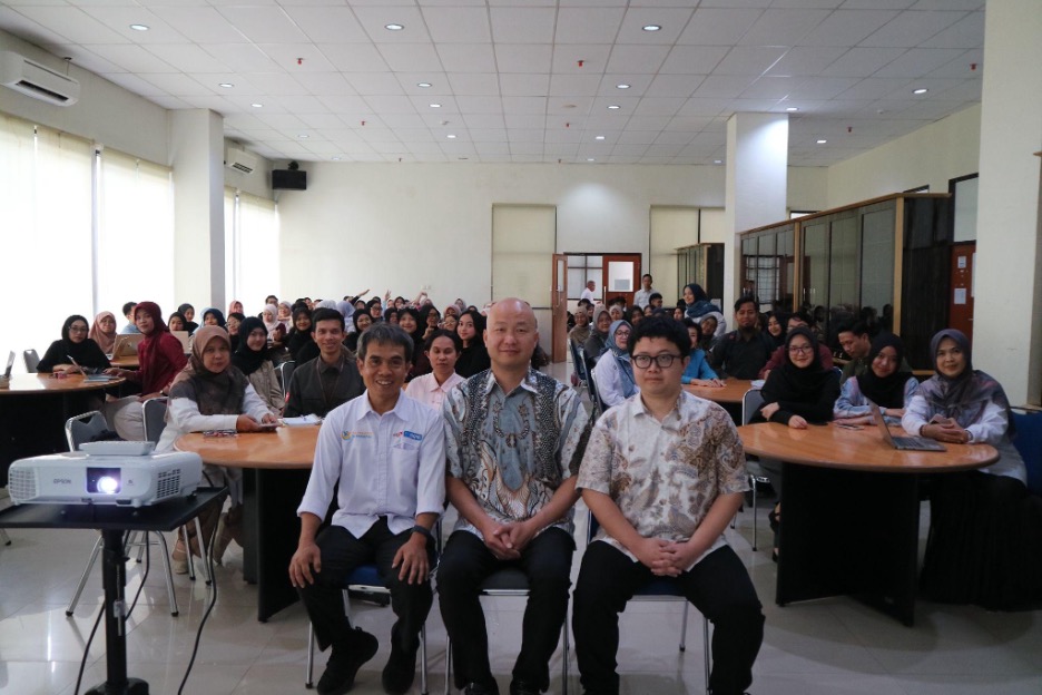 General Lecture: Case Study of Community Service in the Decarbonation Era